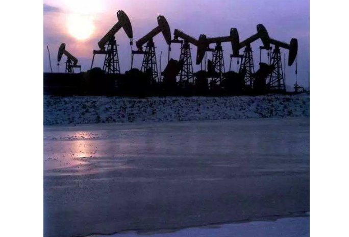 世界十大油田 中国无一上榜，第一名年产2.8亿吨